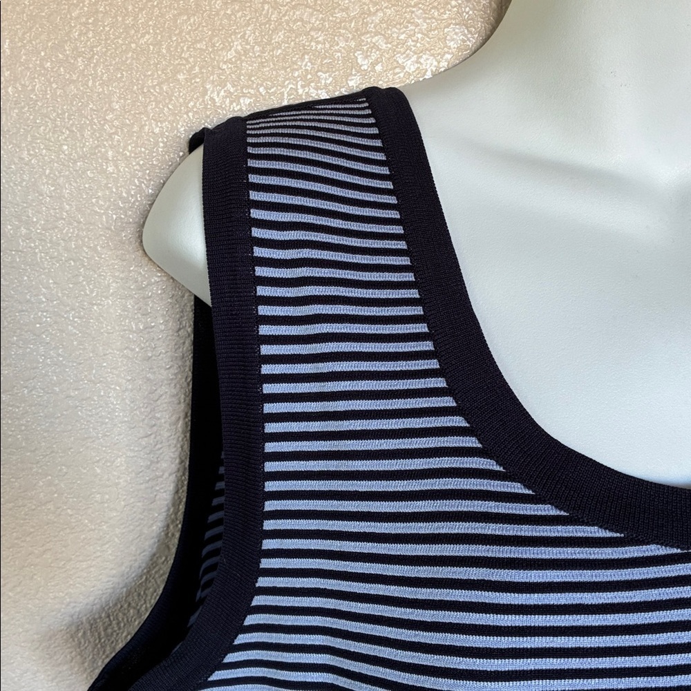 Misook striped knit tank, Women's XL Blue & White, split sides. EUC - Picture 8 of 15